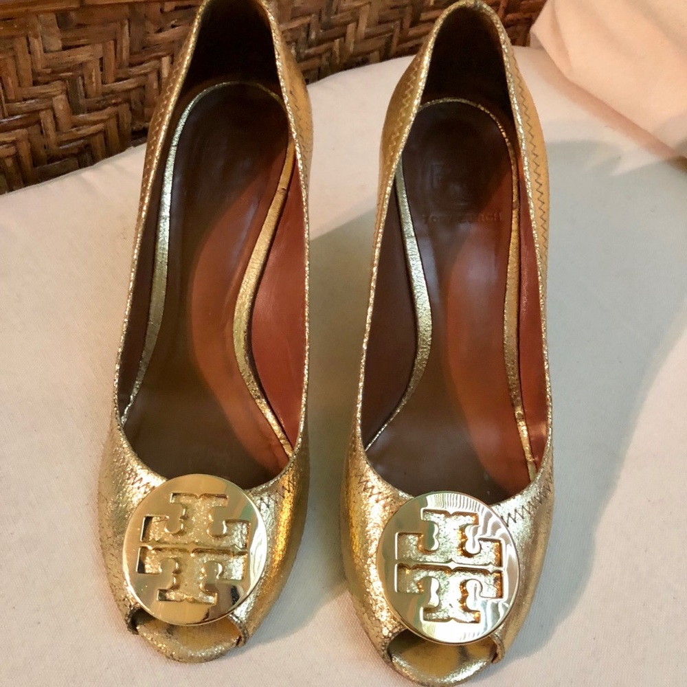 Tory Burch Textured Metallic Gold Peep Toe Wedges